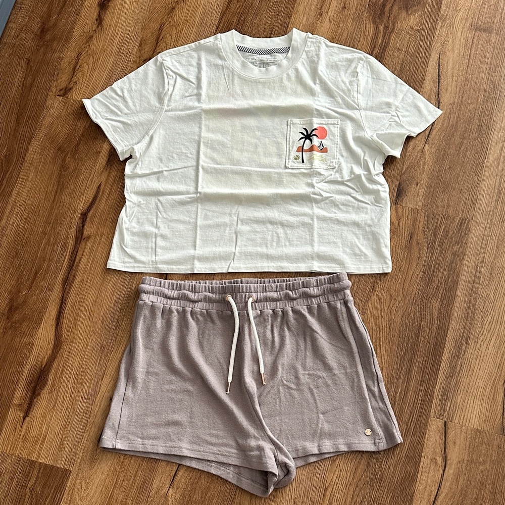 Volcom taupe shorts & cropped graphic tee (NWOT) shorts L, top XL NEVER WORN